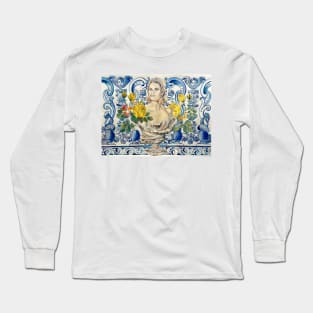 Charlotte Bust collage Long Sleeve T-Shirt